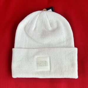 NWT ~ The North Face Women’s Beanie